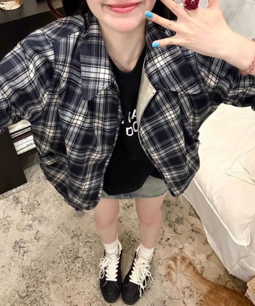 GLAMOROUS JANE（グラマラスジェーン）の「チェックリバーシブルジャケット（ブルゾン・レディース・ベージュ・FREE）」の6枚目の写真