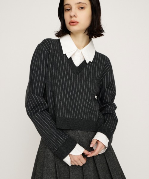 LAYERED LIKE CROP KNIT TOPS レイヤードライククロップニットトップス