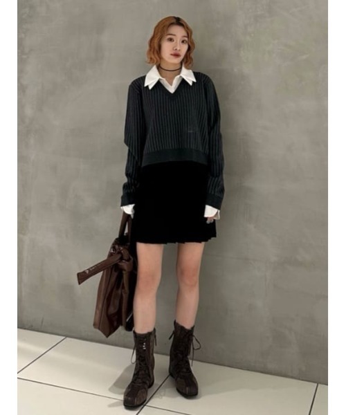 SLY(スライ)の「LAYERED LIKE CROP KNIT TOPS レイヤードライククロップニットトップス 冬服 春服(ニット/セーター・レディース・ネイビー/グレー系その他2/グレー・FREE)」の4枚目の写真