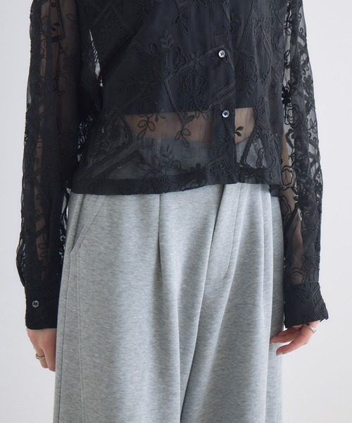 Paradise Picnic（パラダイスピクニック）の「cloche レース生地ショートシャツ（シャツ/ブラウス・レディース・アイボリー/ブラック・FREE）」の4枚目の写真