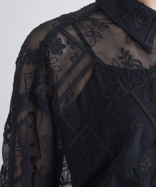 Paradise Picnic（パラダイスピクニック）の「cloche レース生地ショートシャツ（シャツ/ブラウス・レディース・アイボリー/ブラック・FREE）」の5枚目の写真