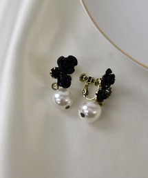 【LA MUE】ニッケルフリー ローズ×パール ドロップイヤリング