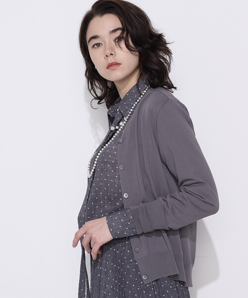 COMME CA（コムサ）の「コットンダルストレッチ Vネックカーディガン（カーディガン/ボレロ・レディース・オフホワイト/ブルー/グレー・11号/9号）」の14枚目の写真