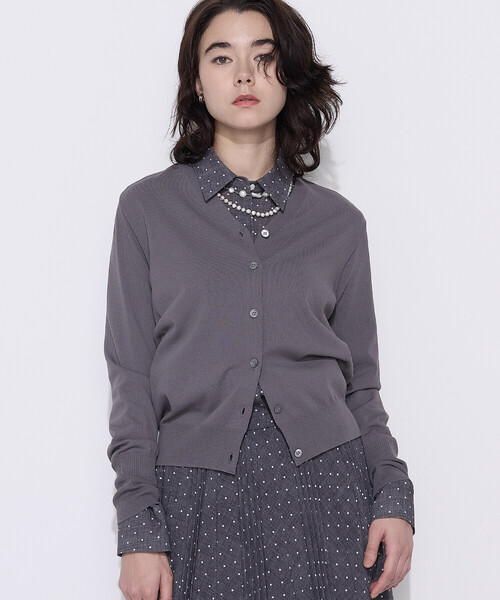 COMME CA（コムサ）の「コットンダルストレッチ Vネックカーディガン（カーディガン/ボレロ・レディース・オフホワイト/ブルー/グレー・11号/9号）」の18枚目の写真