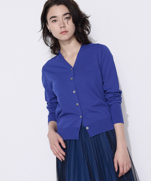 COMME CA（コムサ）の「コットンダルストレッチ Vネックカーディガン（カーディガン/ボレロ・レディース・オフホワイト/ブルー/グレー・11号/9号）」の20枚目の写真