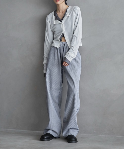 feepur（フェピュール）の「ストライプイージールーズデニム（デニムパンツ・レディース・ブラック/オフホワイト・MEDIUM/SMALL）」の8枚目の写真