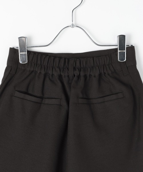 PAGEBOY（ページボーイ）の「【紫外線カット/接触冷感/イージーケア/セットアップ対応】バスケットショートパンツ（スラックス・レディース・グレー/ブラック・FREE）」の8枚目の写真