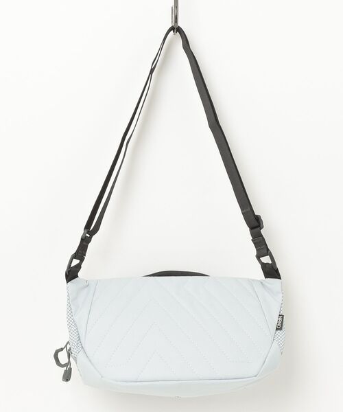 GREGORY（グレゴリー）の「ナノショルダーバッグ NANO SHOULDER BAG セージホワイト（ショルダーバッグ・メンズ・ホワイト系・ONE SIZE）」の2枚目の写真