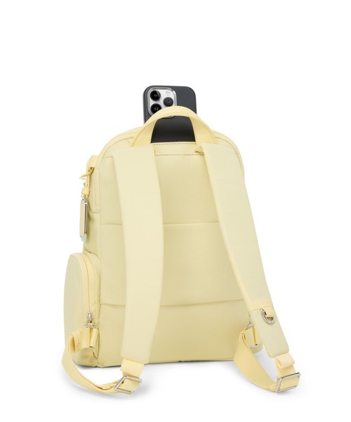 TUMI(トゥミ)の「VOYAGEUR 「セリーナ」ミディアム・バックパック(PC12インチまで対応)(バックパック/リュック・レディース・イエロー系その他・FREE)」の3枚目の写真