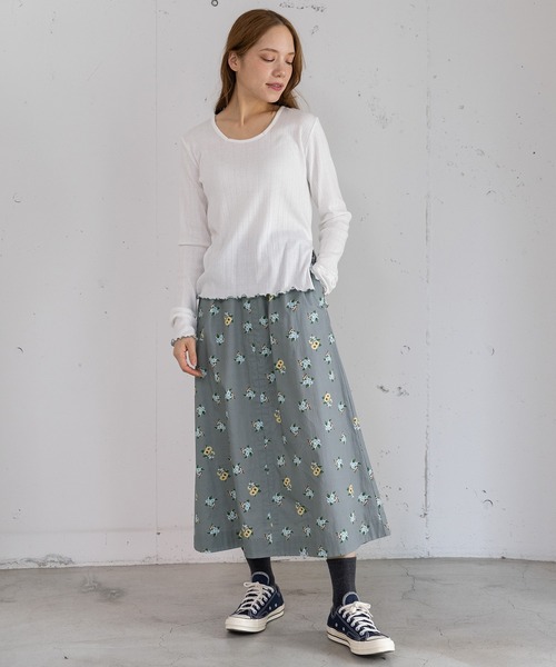 POU DOU DOU(プードゥドゥ)の「2wayフラワープリントドロストスカート(スカート・レディース・グレー/ネイビー・3)」の9枚目の写真