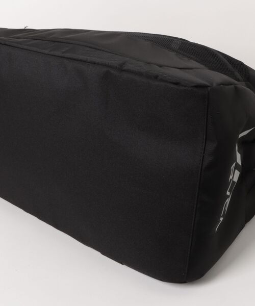 RVCA(ルーカ)の「RVCA メンズ VA GYM DUFFEL ダッフルバッグ 【2026年春夏モデル】(ボストンバッグ・メンズ・ブラック・FREE)」の3枚目の写真