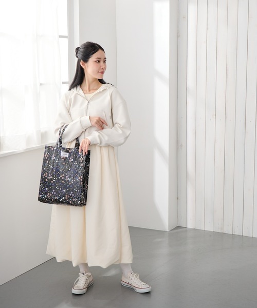 ROOTOTE(ルートート)の「ROOTOTE ルートート EU.アーキャトル.ラミネート-S(トートバッグ・レディース・オリーブ系1/ブラック系その他・FREE)」の5枚目の写真