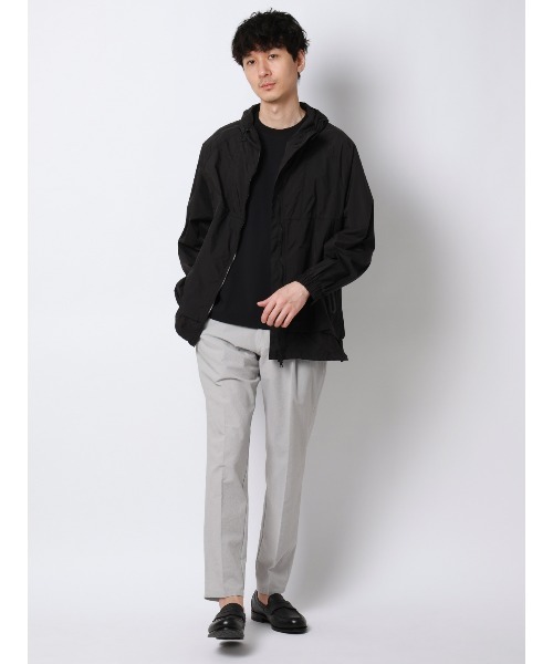 SUIT SQUARE（スーツスクエア）の「FLAT タックテーパードパンツ ウォッシャブル ストレッチ ドライシアサッカー 無地 裾上げ済み（スラックス・メンズ・ライトグレー/ブルー・S/M/L）」の16枚目の写真