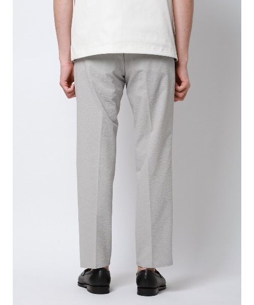 SUIT SQUARE（スーツスクエア）の「FLAT タックテーパードパンツ ウォッシャブル ストレッチ ドライシアサッカー 無地 裾上げ済み（スラックス・メンズ・ライトグレー/ブルー・S/M/L）」の19枚目の写真