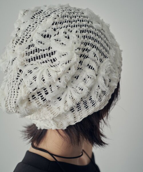 goocy（グーシー）の「レースフラワービーニー（キャップ・レディース・ブラック/アイボリー・FREE）」の5枚目の写真