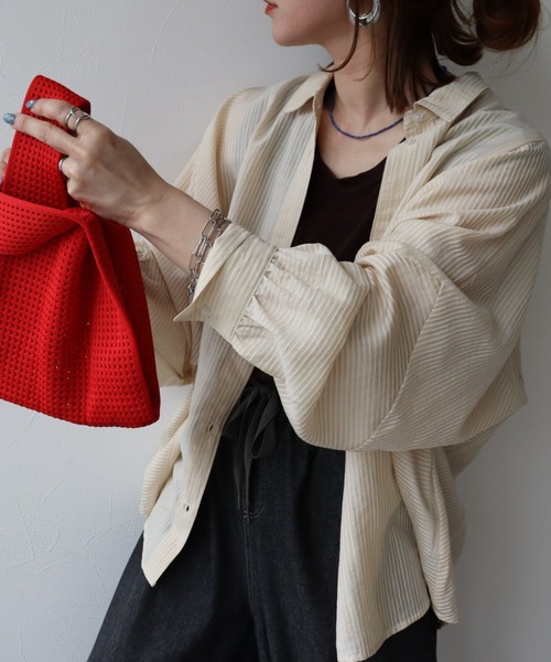 zena（ジェナ）の「シアーストライプドルマンシャツ/ オーバーサイズ / 春シャツ（シャツ/ブラウス・レディース・ブルー系その他/ベージュ系その他・FREE）」の7枚目の写真
