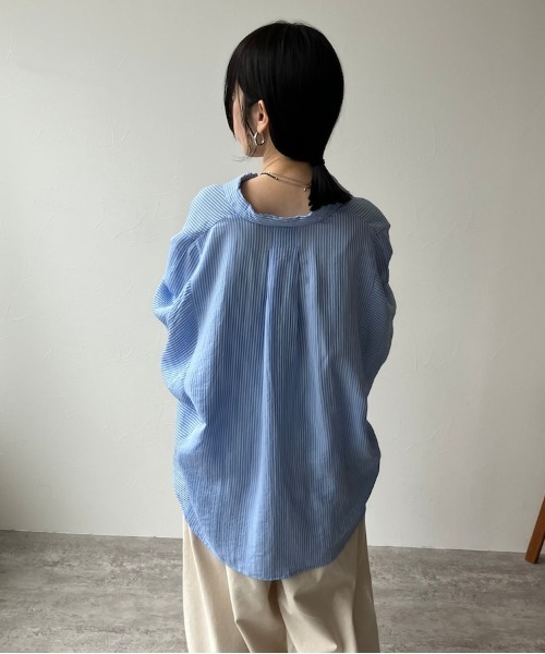 zena（ジェナ）の「シアーストライプドルマンシャツ/ オーバーサイズ / 春シャツ（シャツ/ブラウス・レディース・ブルー系その他/ベージュ系その他・FREE）」の20枚目の写真