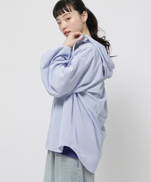 niko and...（ニコアンド）の「アソートUVフーディシャツ（シャツ/ブラウス・レディース・ライトブルー/オフホワイト/ブルー・FREE）」の3枚目の写真