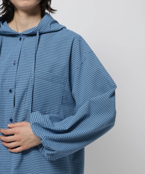 niko and...（ニコアンド）の「アソートUVフーディシャツ（シャツ/ブラウス・レディース・ライトブルー/オフホワイト/ブルー・FREE）」の18枚目の写真