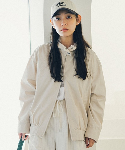 studio CLIP（スタディオクリップ）の「コットンナイロンスタンドブルゾン（ブルゾン・レディース・アイボリー/ベージュ・FREE）」の3枚目の写真