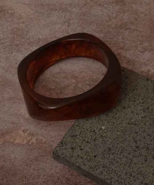 TONE SELECT GOODS（トーンセレクトグッズ）の「【resonance】アクリル クリア/マーブル柄 バングル 【12色展開】（バングル/リストバンド・レディース・その他10/その他8/その他12/その他9/その他7/その他4/その他1/その他11/その他5/その他3/その他2/その他6・FREE）」の2枚目の写真