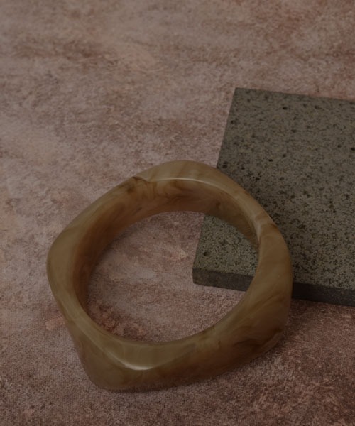 TONE SELECT GOODS（トーンセレクトグッズ）の「【resonance】アクリル クリア/マーブル柄 バングル 【12色展開】（バングル/リストバンド・レディース・その他10/その他8/その他12/その他9/その他7/その他4/その他1/その他11/その他5/その他3/その他2/その他6・FREE）」の7枚目の写真