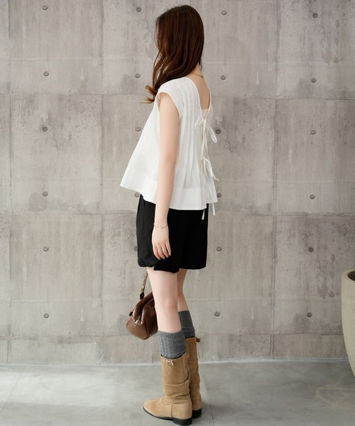 DRESS PLUS(ドレスプラス)の「ブラウス レディース トップス シャツ(ベスト・レディース・ライトグレー/サックスブルー/ブラック/オフホワイト・M)」の12枚目の写真