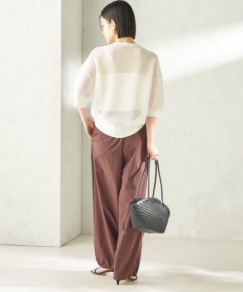 SHIPS(シップス)の「〈接触冷感 / 撥水加工〉TEXBRID(R) 裾 ドロスト パンツ(その他パンツ・レディース・ブラック/ブラウン・ONE SIZE)」の15枚目の写真