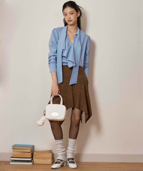 LOTSYOU(ロッツユー)の「Old Money Blouse Sky Blue(シャツ/ブラウス・レディース・その他・O/S)」の3枚目の写真