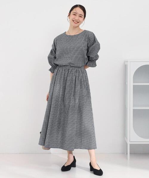SHOO・LA・RUE（シューラルー）の「【セットアップ可/洗濯機可】上品チェックが好印象 ゆるさら6分袖ブラウス（シャツ/ブラウス・レディース・ブルー系6/チャコールグレー/イエロー系その他3/ホワイト系4/ネイビー系1・03/02/01/04）」の14枚目の写真
