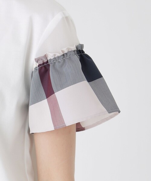 BLUE LABEL CRESTBRIDGE（ブルーレーベルクレストブリッジ）の「【接触冷感】プレーティング天竺チェックスリーブTシャツ（Tシャツ/カットソー・レディース・ブラック/ベビーピンク/ホワイト/ダークネイビー・38/40）」の9枚目の写真