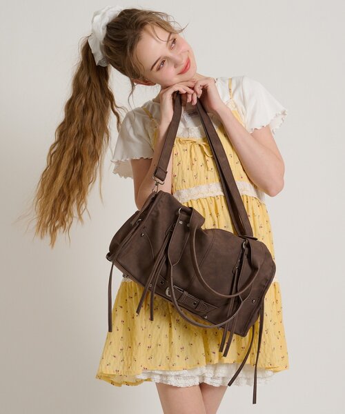 w closet（ダブルクローゼット）の「【3色展開】2wayボストンバッグ（ボストンバッグ・レディース・ピンク/ブラウン/ブラック・FREE）」の2枚目の写真