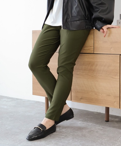 NYLAUS（ナイラス）の「【SG】2タック 超ストレッチテーパードパンツ（その他パンツ・レディース・カーキ/ホワイト/ブラック/ベージュ/ネイビー/グレイッシュベージュ・L/LL/M/4L/S）」の5枚目の写真