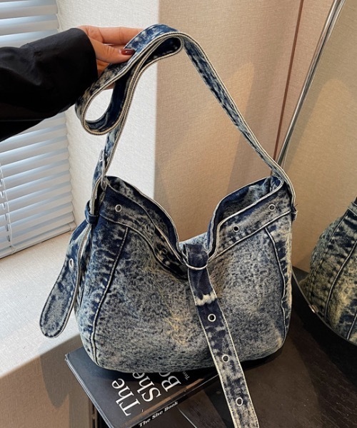 Teem Store（チームストア）の「デニム ミニワンショルダーバッグ　斜めがけ　ペットボトル（ショルダーバッグ・レディース・ブルー/ブラック・F）」の15枚目の写真