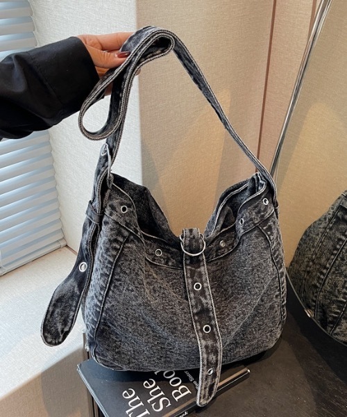 Teem Store（チームストア）の「デニム ミニワンショルダーバッグ　斜めがけ　ペットボトル（ショルダーバッグ・レディース・ブルー/ブラック・F）」の10枚目の写真