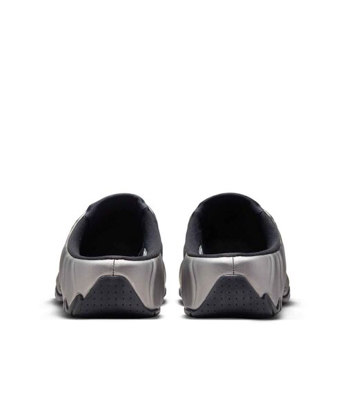 NIKE(ナイキ)の「ナイキ クロッグポジット メンズシューズ / Nike Clogposite Men's Shoes IR5919-044 Metallic Dark Grey(スリッポン・メンズ・グレー系その他2・30/29/28/27/26/25/24)」の6枚目の写真