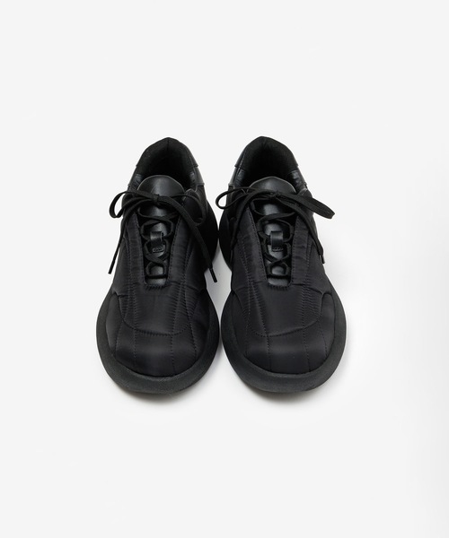 VEIN (ヴェイン)の「ナイロンツイルパファー クリートトレーナー / NY TWILL PUFFER CLEAT TRAINER(スニーカー・メンズ・ブラック・43/42/41)」の6枚目の写真