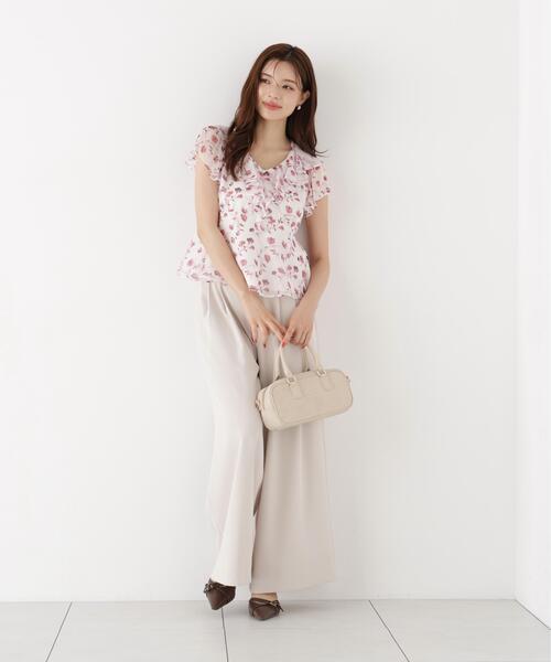 PROPORTION BODY DRESSING(プロポーションボディドレッシング)の「フラワープリントペプラムブラウス / 1216210701(シャツ/ブラウス・レディース・ホワイト系その他/ブラック・SMALL/MEDIUM)」の7枚目の写真