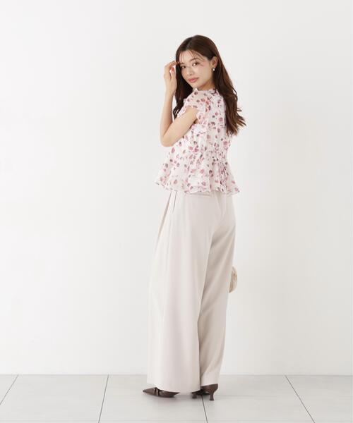 PROPORTION BODY DRESSING(プロポーションボディドレッシング)の「フラワープリントペプラムブラウス / 1216210701(シャツ/ブラウス・レディース・ホワイト系その他/ブラック・SMALL/MEDIUM)」の8枚目の写真