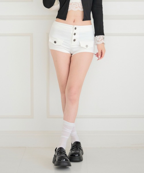 ALLuRing ChaRm(アリュリングチャーム)の「Urban Flap Pocket Shorts / アーバンフラップポケットショーツ(スウェットパンツ・レディース・ベージュ/ブラック/ホワイト・S/M)」の5枚目の写真