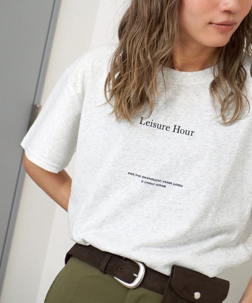gossara(ゴサラ)の「【デイリー使いにぴったり】フロントロゴプリントT(Tシャツ/カットソー・レディース・ホワイト/ネイビー/オートミール・FREE)」の3枚目の写真