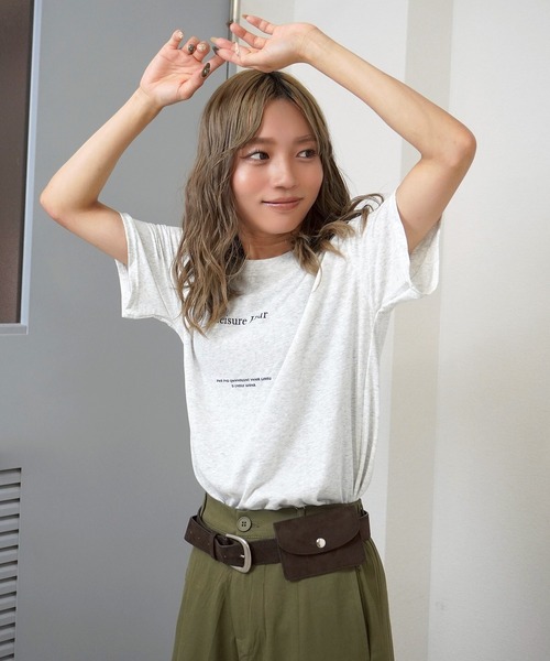 gossara(ゴサラ)の「【デイリー使いにぴったり】フロントロゴプリントT(Tシャツ/カットソー・レディース・ホワイト/ネイビー/オートミール・FREE)」の14枚目の写真