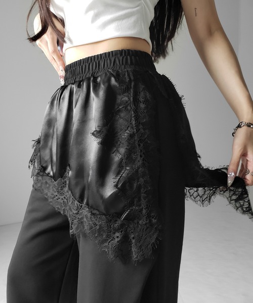 me+em select(ミームセレクト)の「【 2color 】レースドッキングレイヤードスウェットワイドパンツ / lace docking layered sweat wide pants(スウェットパンツ・レディース・ブラック/ホワイト・FREE)」の11枚目の写真