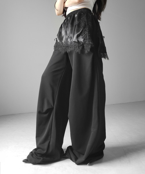 me+em select(ミームセレクト)の「【 2color 】レースドッキングレイヤードスウェットワイドパンツ / lace docking layered sweat wide pants(スウェットパンツ・レディース・ブラック/ホワイト・FREE)」の18枚目の写真
