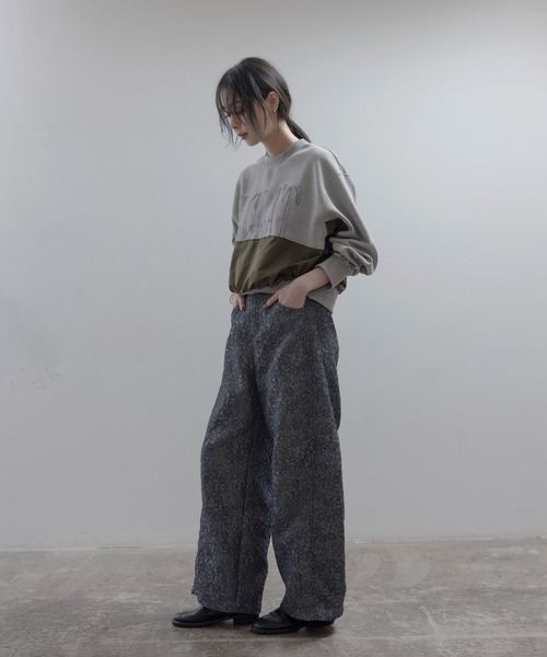 Eimee Law(エイミーロウ)の「フラワージャガード ワイドコクーンパンツ(その他パンツ・レディース・ライトピンク/ブルー/ブラック・MEDIUM)」の15枚目の写真