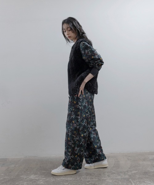 Eimee Law(エイミーロウ)の「フラワージャガード ワイドコクーンパンツ(その他パンツ・レディース・ライトピンク/ブルー/ブラック・MEDIUM)」の21枚目の写真