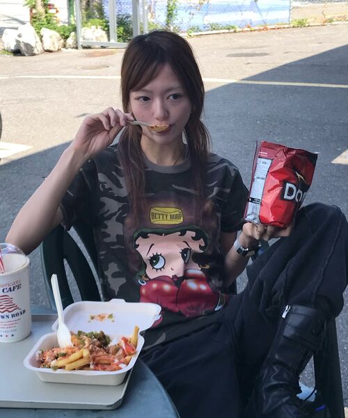 LAUGHER（ラファー）の「[ベティブープ] ボクサーTシャツ - カモ（Tシャツ/カットソー・レディース・その他・SMALL/MEDIUM/LARGE/X-LARGE）」の9枚目の写真
