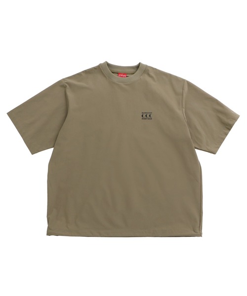 Manhattan Portage(マンハッタンポーテージ)の「S/S PRINT TEE CCC(Tシャツ/カットソー・メンズ・ブラック/ベージュ・MEDIUM/LARGE/X-LARGE)」の2枚目の写真