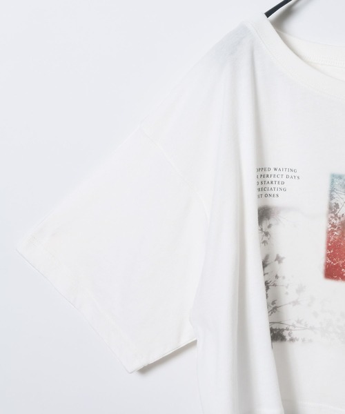 JEANASIS(ジーナシス)の「ArtフォトコラージュボートネックプリントTEE/1055890(Tシャツ/カットソー・レディース・ホワイト/ブラック/チャコール・LARGE/SMALL)」の17枚目の写真