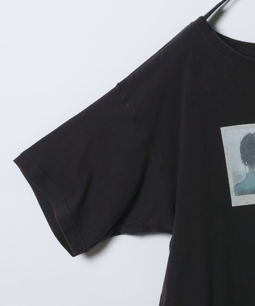 JEANASIS(ジーナシス)の「ArtフォトコラージュボートネックプリントTEE/1055890(Tシャツ/カットソー・レディース・ホワイト/ブラック/チャコール・LARGE/SMALL)」の11枚目の写真